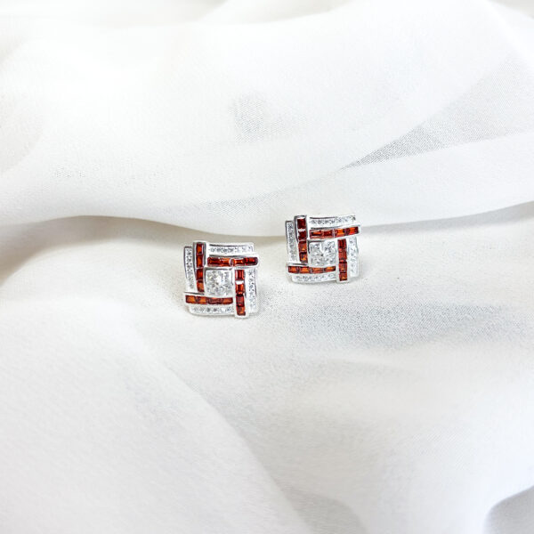 ARETE CUADRADO DE ZIRCONES BAGUETE DE COLORES Y ZIRCONES