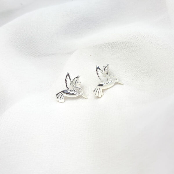 ARETES PLANOS EN FORMA DE COLIBRI