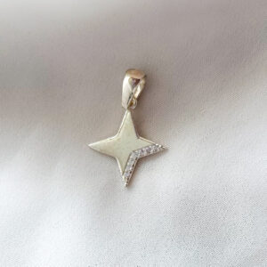 ESTRELLA CON FILA DE ZIRCONES