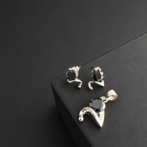 ARETE Y DIJE DE PIEDRA ONIX REDONDO